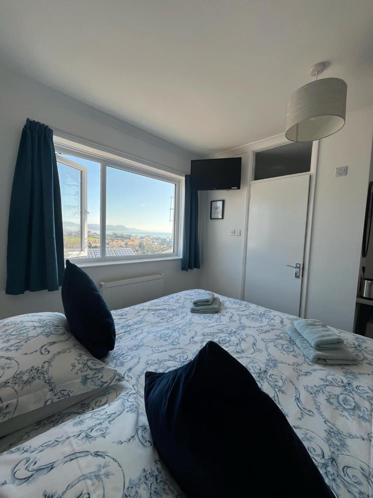 Lucerne B&B Лайм-Реджис Екстер'єр фото